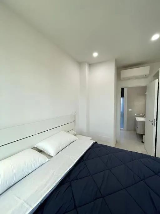 Turris Apartments, Skyline Historic Center Bologna 0*,  Italy